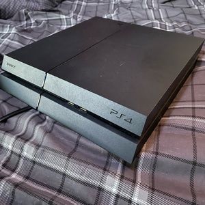 PS4 Console